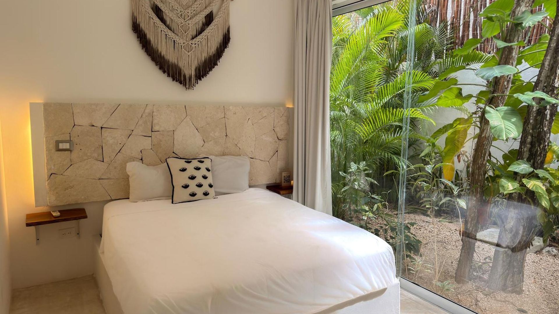 Semilla Oasis Tropical By Waves