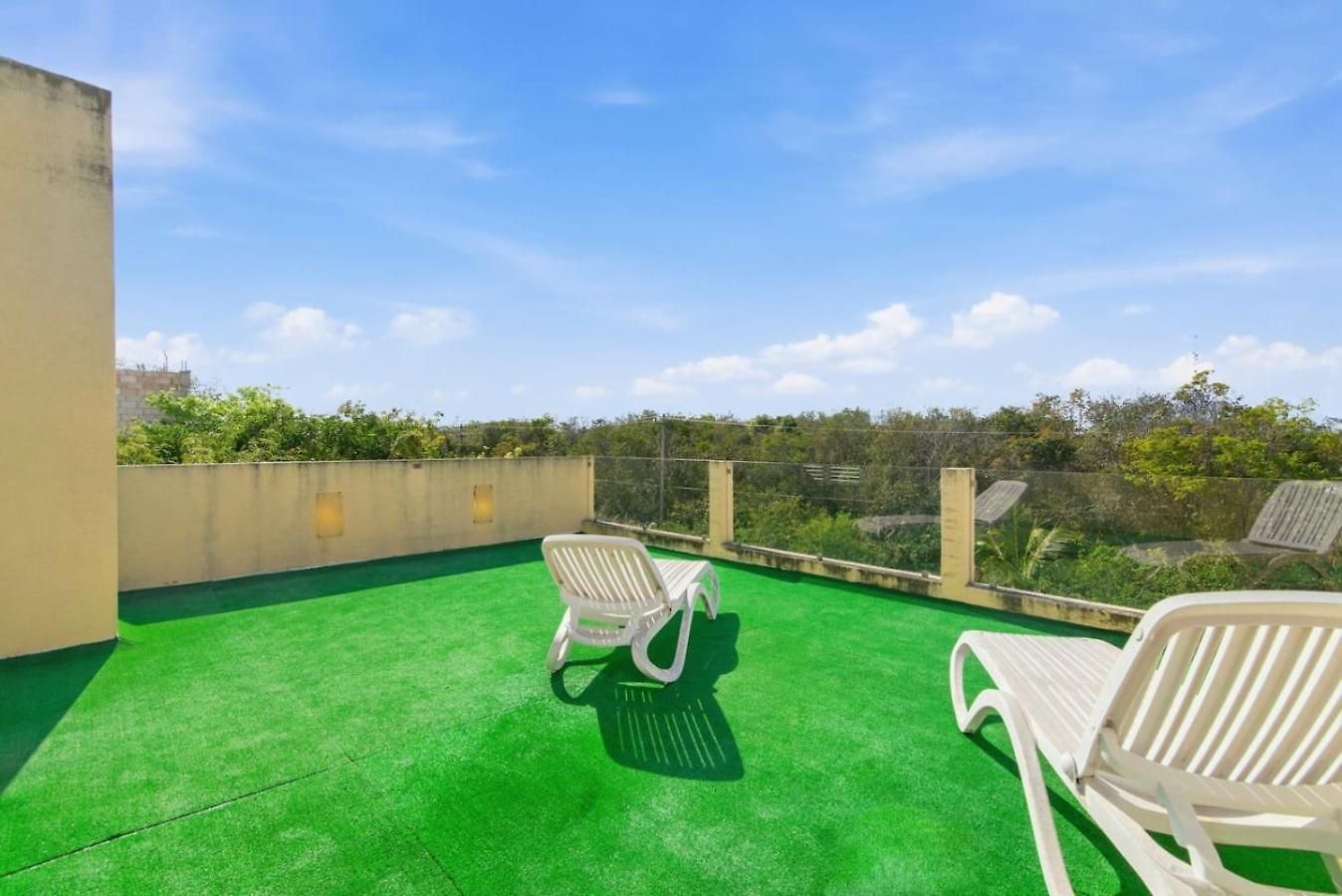 Paradise - Private Pool & Rooftop Deck
