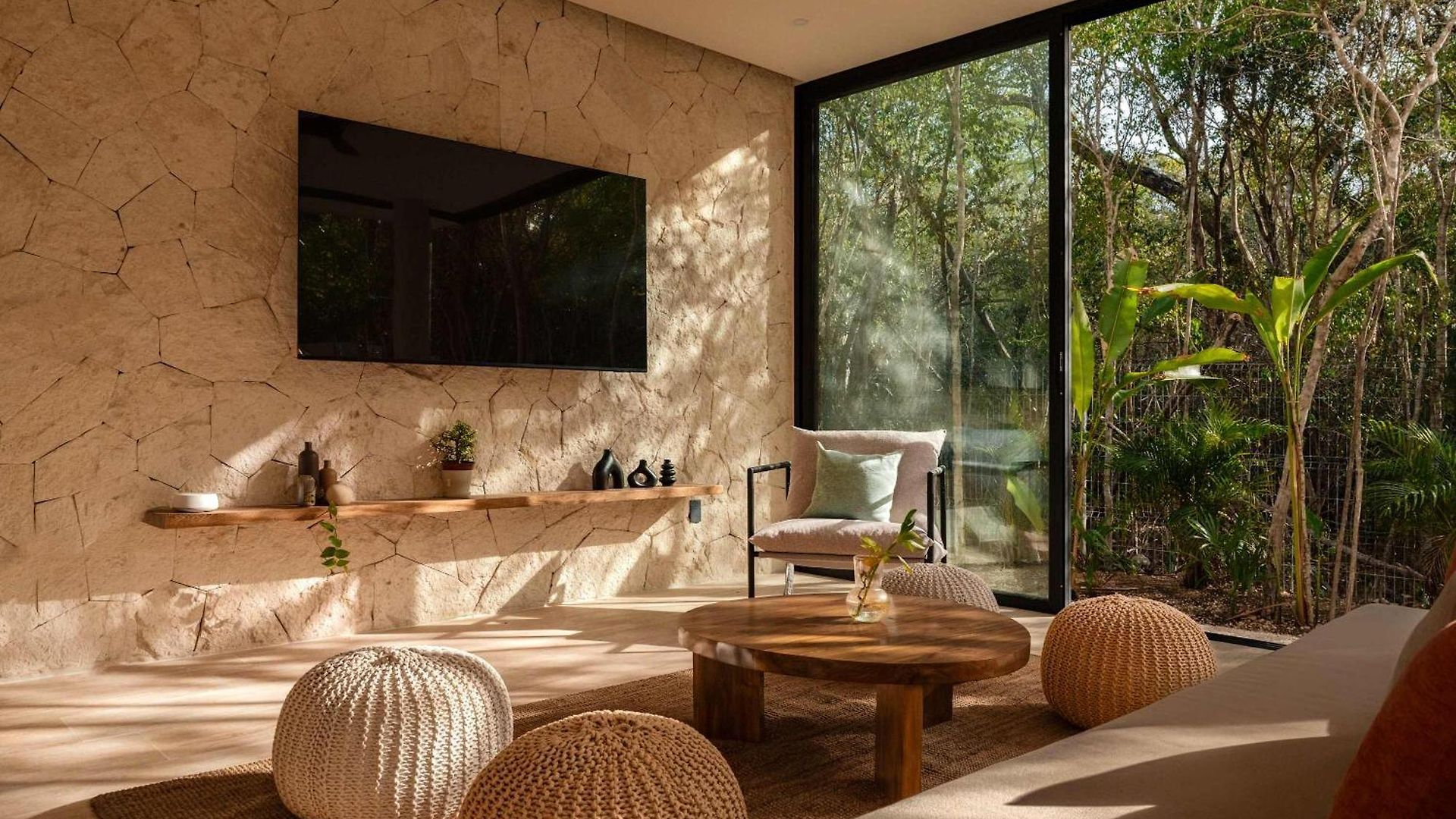 Villa Lumila Rooftop Sunset & Jungle Views