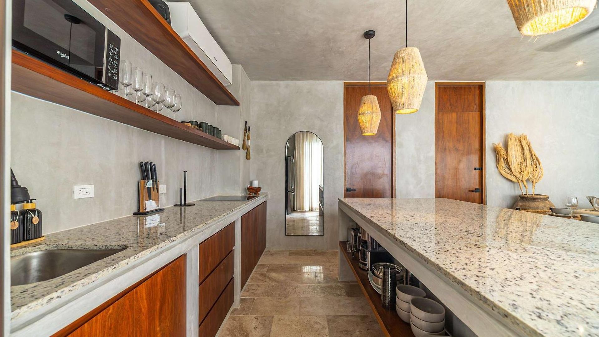 Villa Seremonia With Rooftop Pool & Club Access