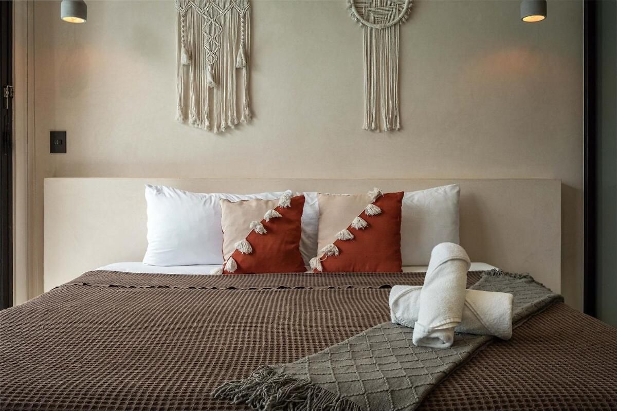 Boho Chic 5 Bedroom Private Pool & Roof Bar Villa