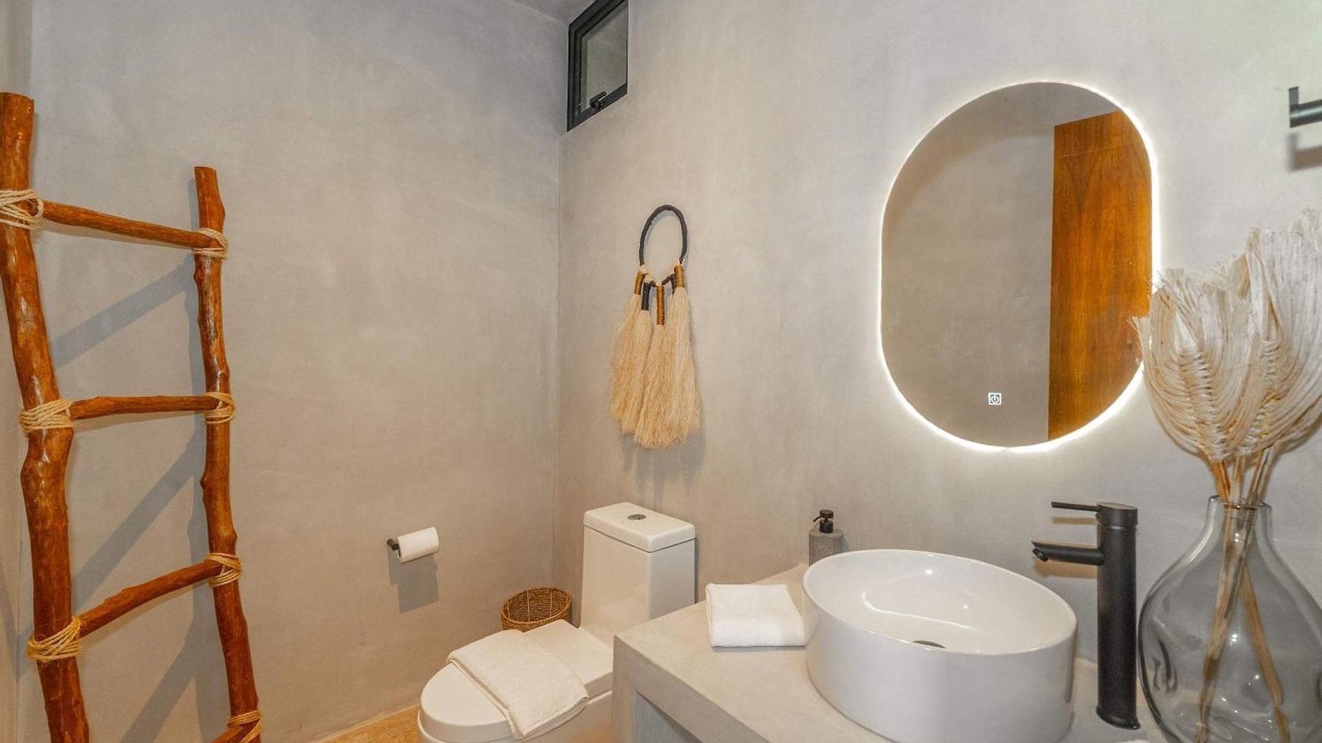 Seremonia With Rooftop Pool & Club Access Villa *