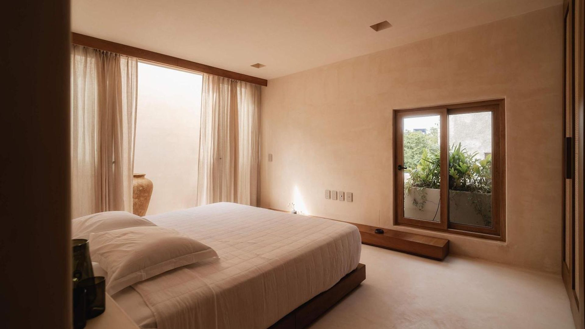 Holiday home Luxury Rooftop Pool 4br Security *