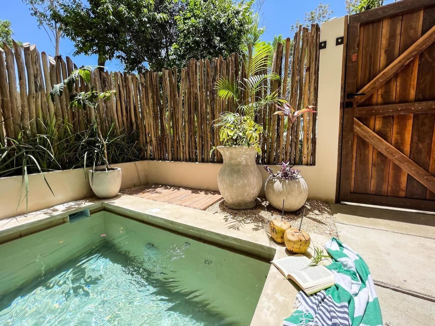 Luxury Oasis! 2 Poolsprivate & Swimupfree Extras Holiday home Tulum