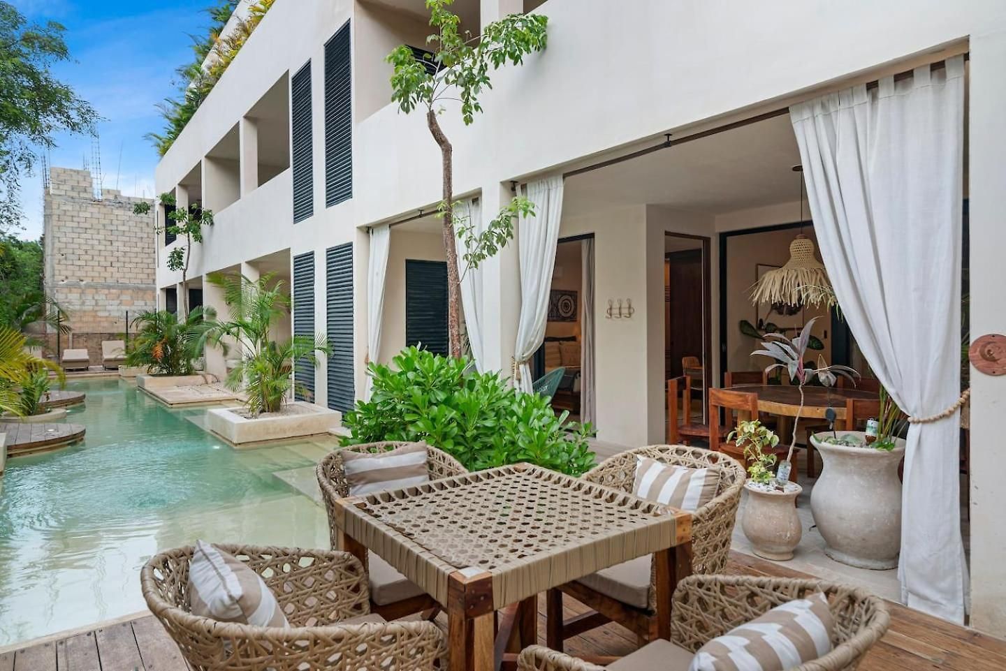 Luxury Oasis! 2 Poolsprivate & Swimupfree Extras *
