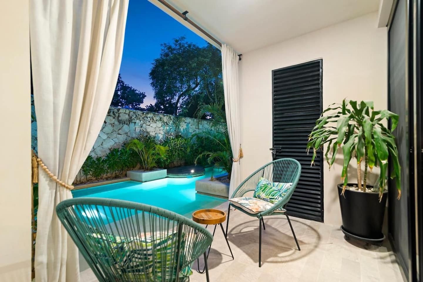 Luxury Oasis! 2 Poolsprivate & Swimupfree Extras Holiday home Tulum