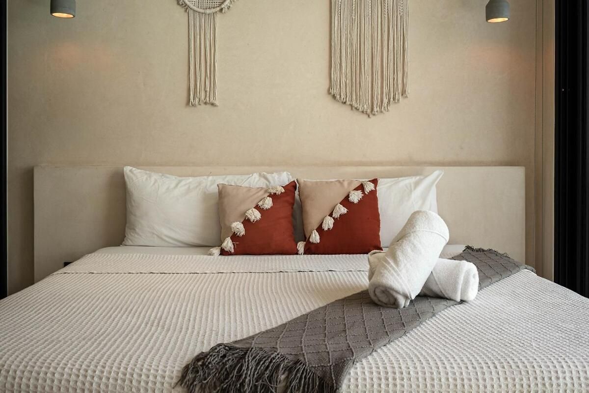 Boho Chic 5 Bedroom Private Pool & Roof Bar *