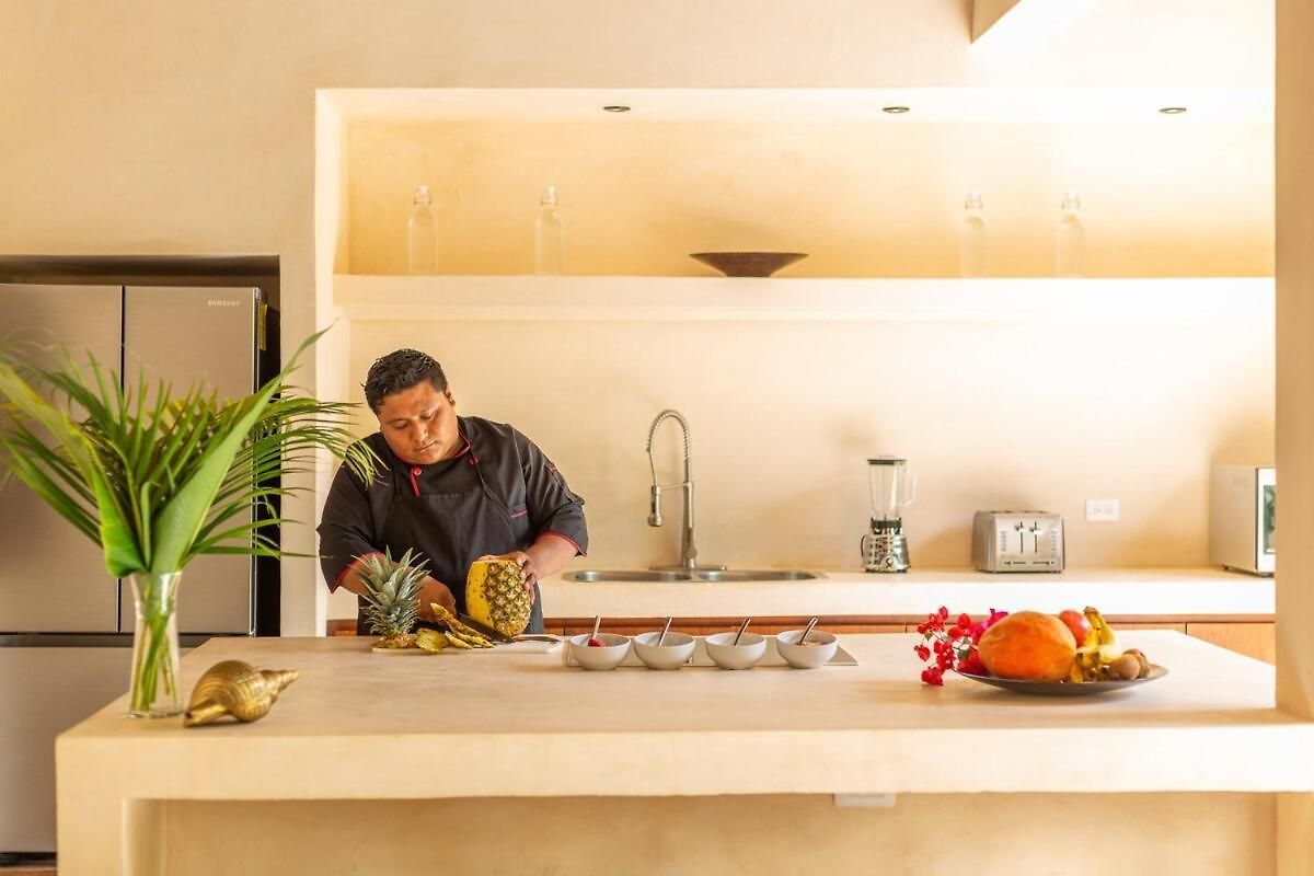 Caribena, Breakfast And Concierge Included *
