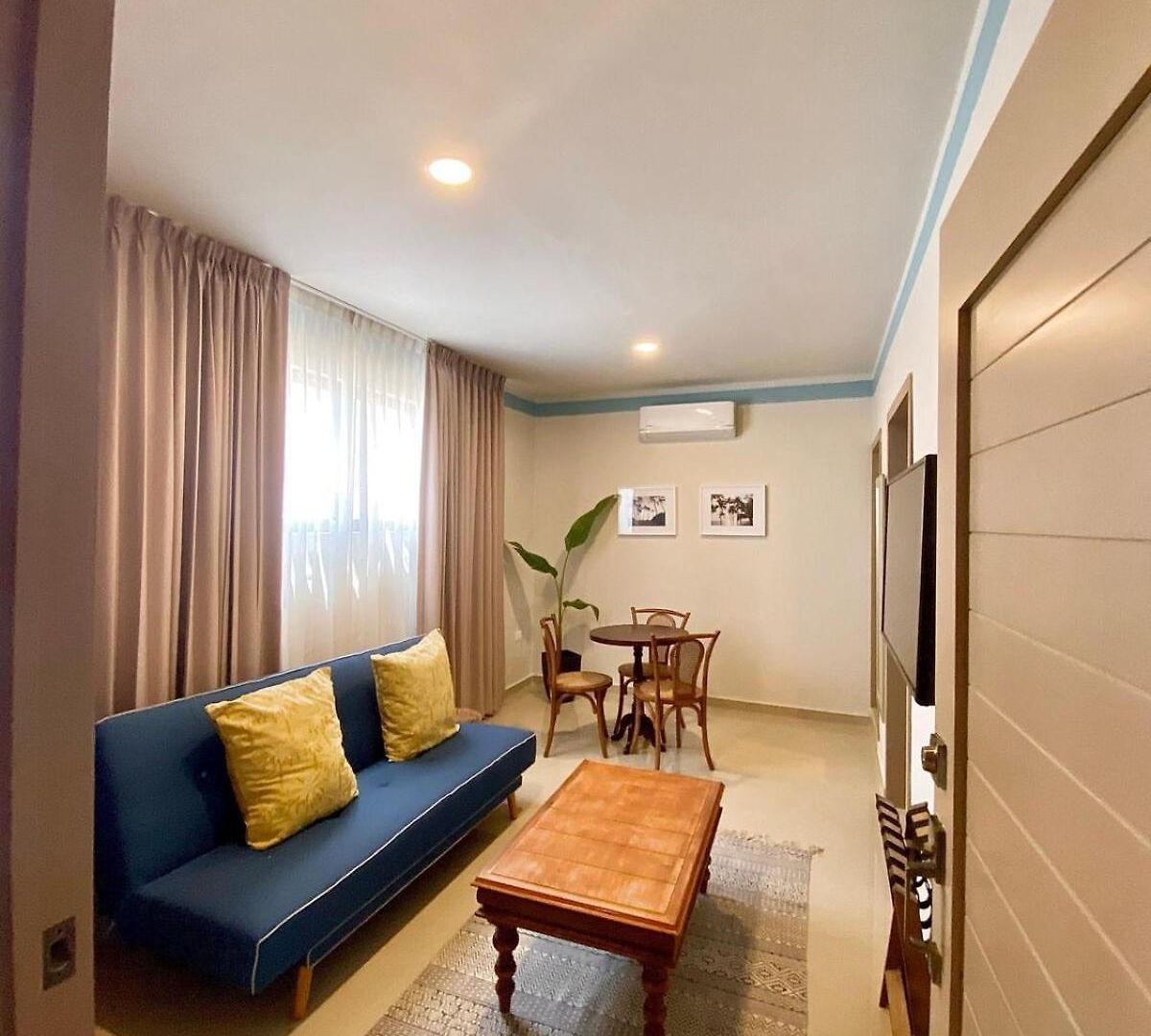Caribena, Breakfast And Concierge Included *