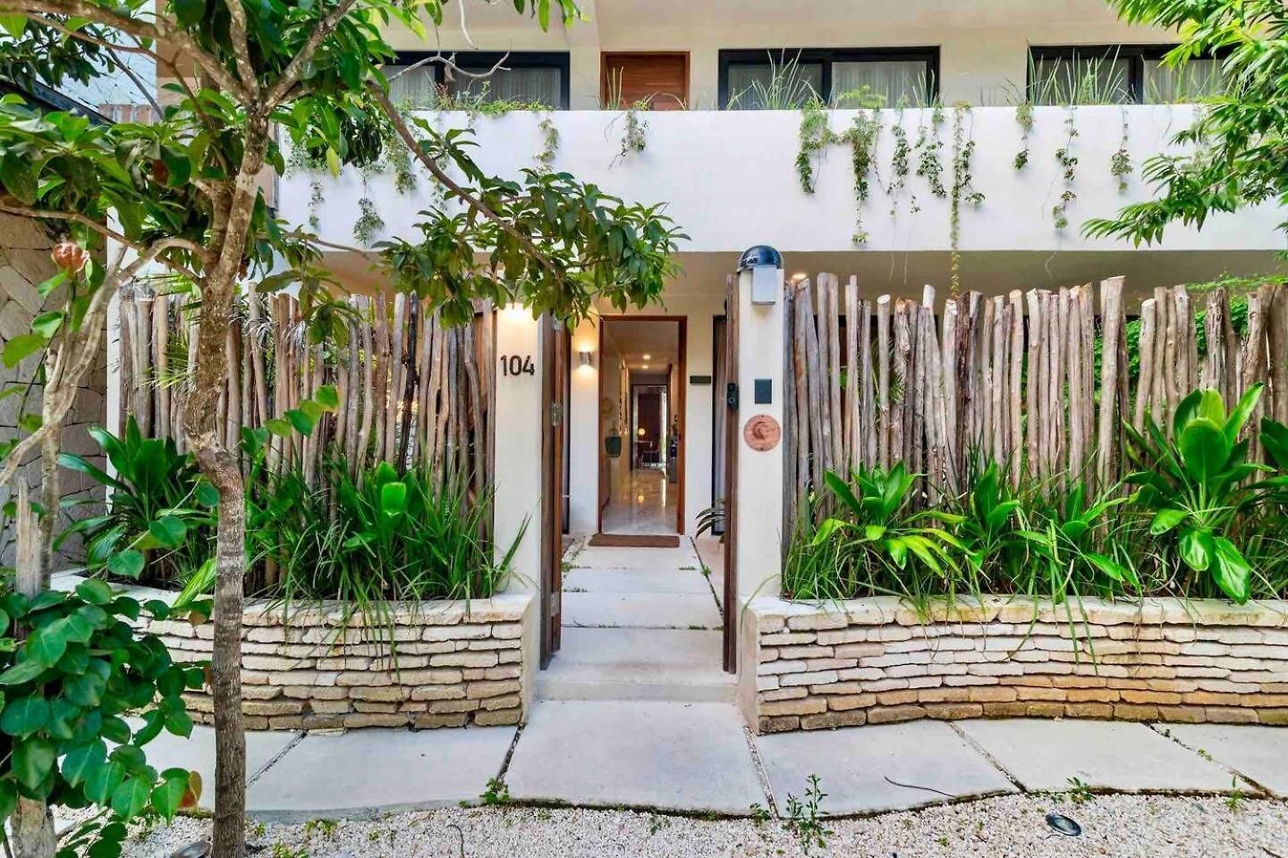 Luxury Oasis! 2 Poolsprivate & Swimupfree Extras