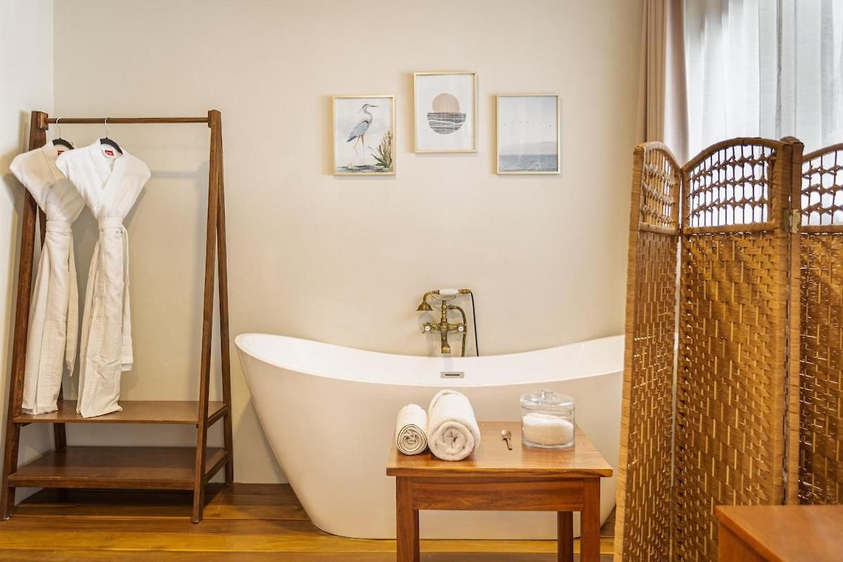 Villa Caribena, Breakfast And Concierge Included *