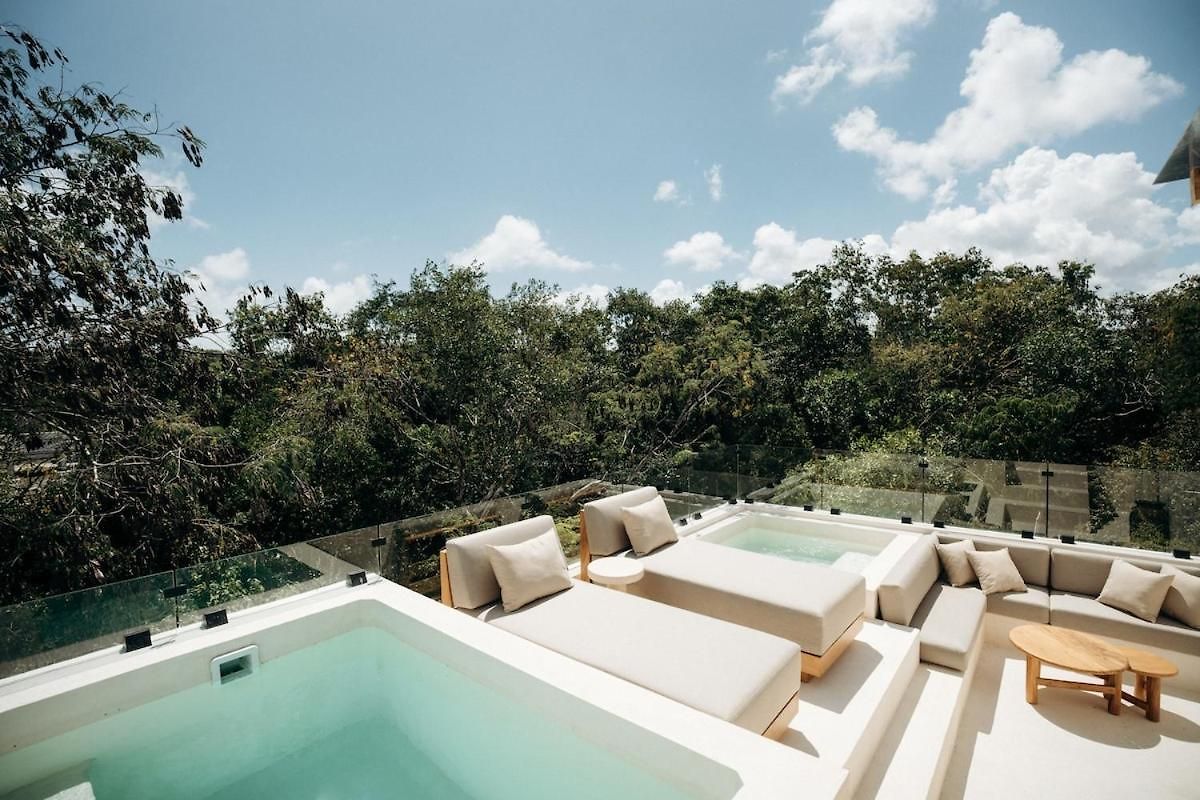 Villa Aion Amazing 5 Bdr 3 Pools And Roof