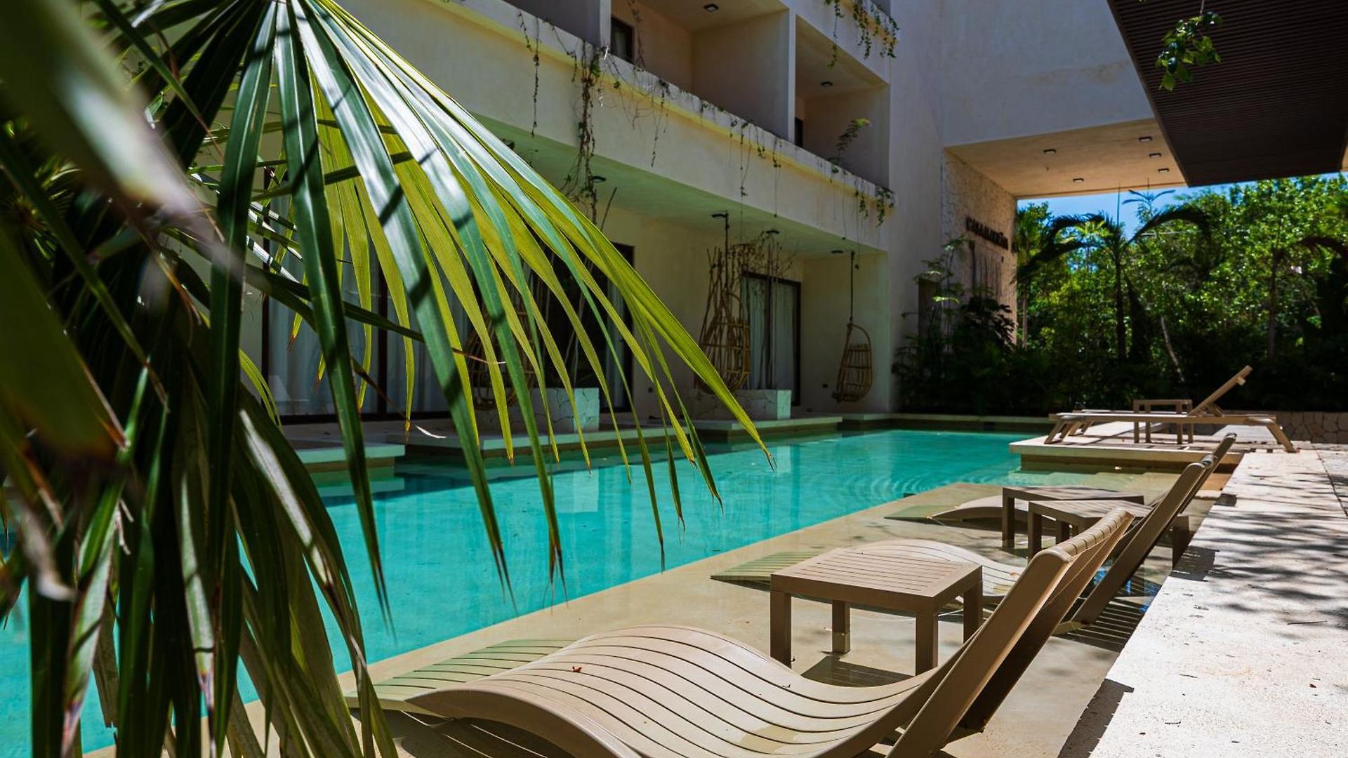 Apartment 2 Bedrooms, Rooftop & Pool At La Veleta