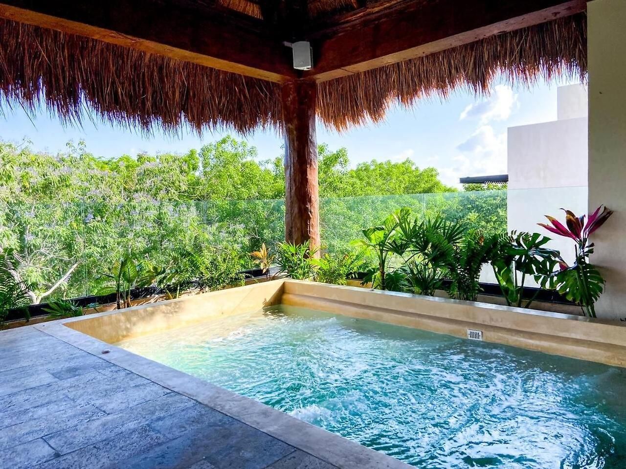 Chic Retreat With Wellness Amenities *