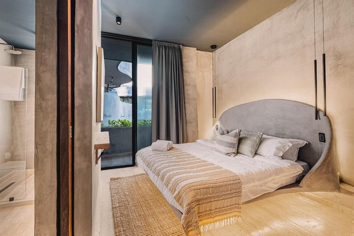 Beachfront 3br Penthouse W Private Pool Hot Tub & Gym Tulum