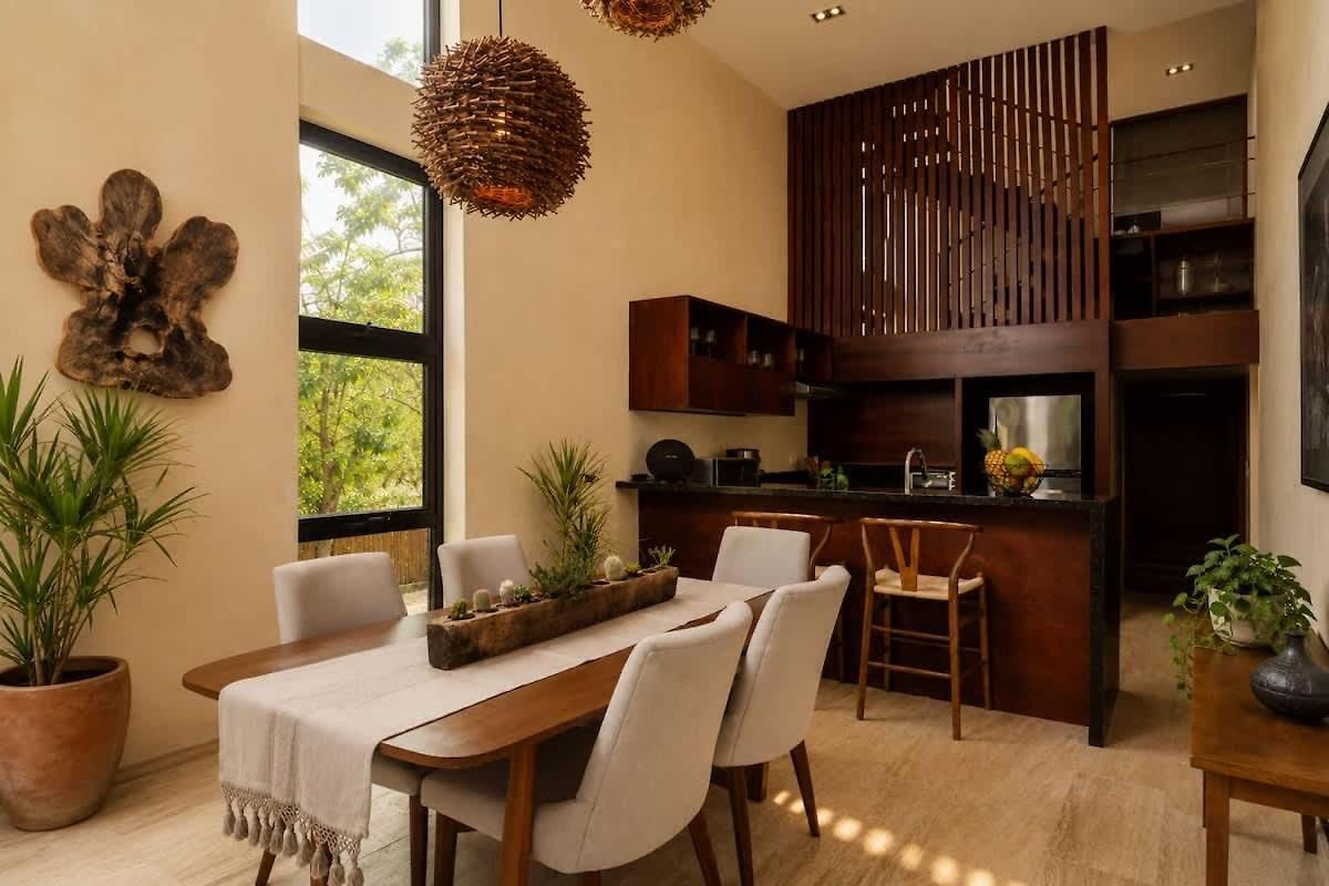 Beautiful Penthouse With Private Rooftop Pool *