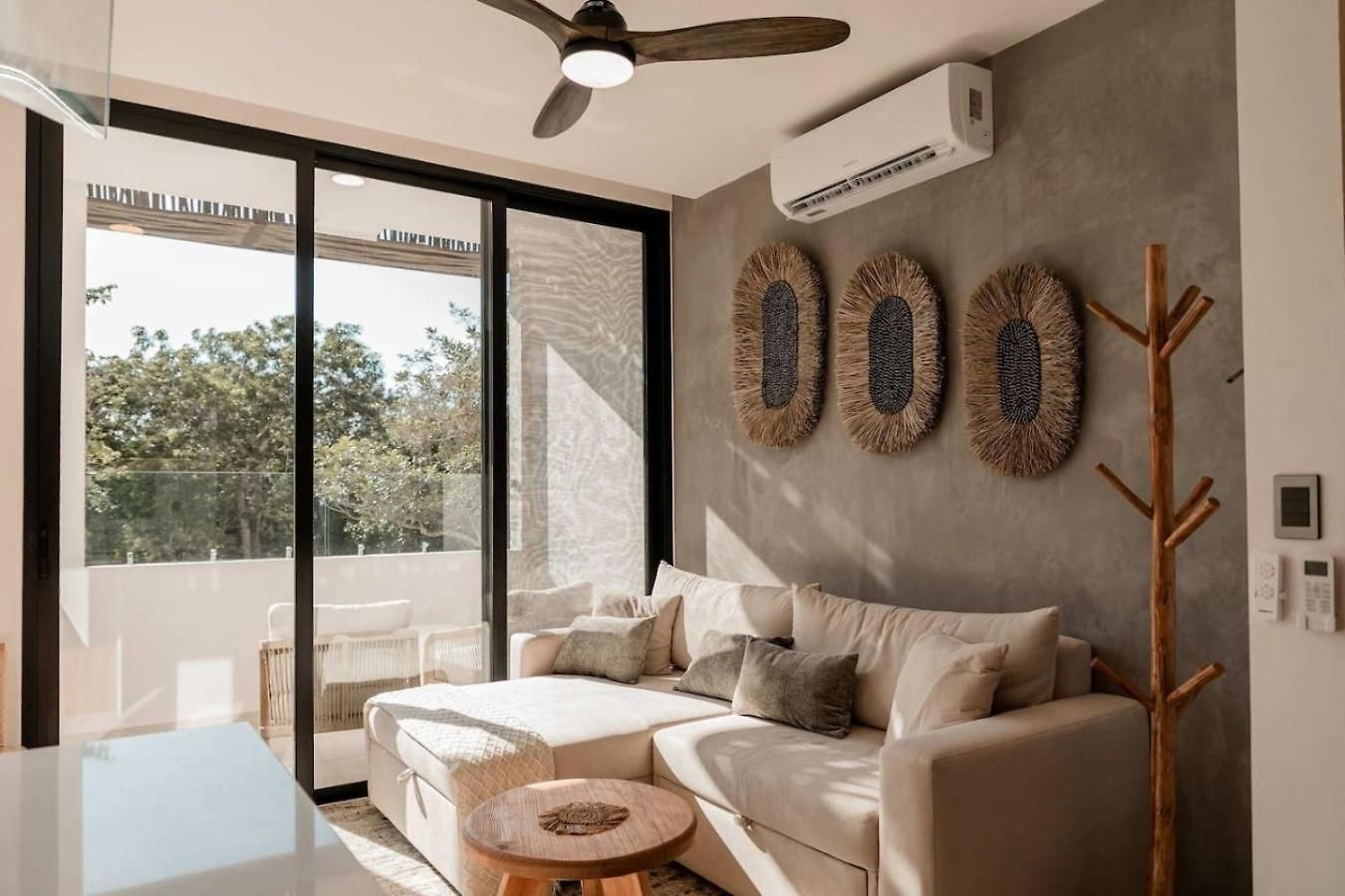 Apartment With Private Plunge Pool And Rooftop
