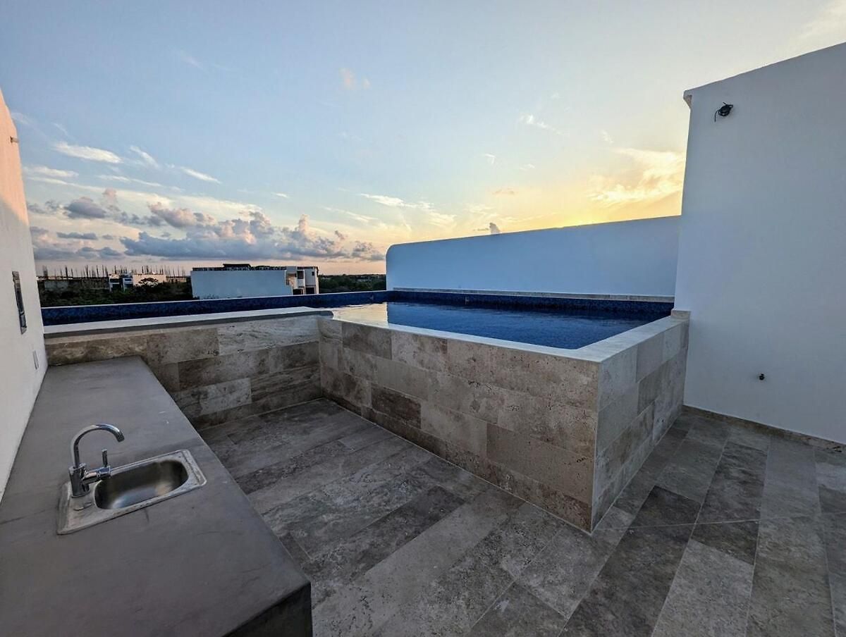 Lik Zama Paradise! Apartment