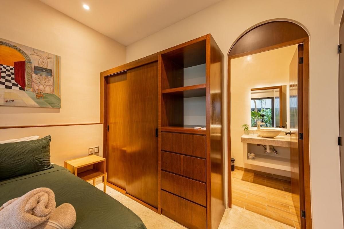 Noil By Nomad Humans Residences Apartment *