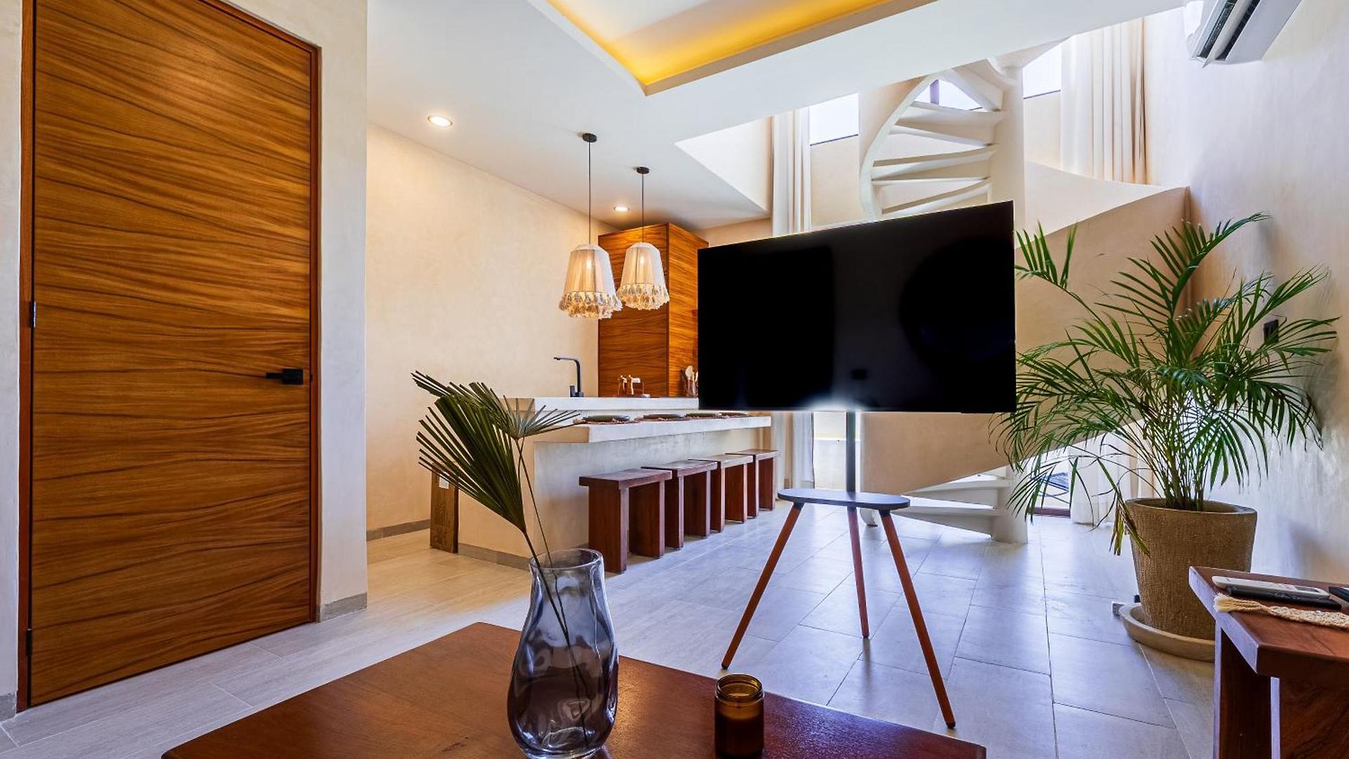 Apartment 2 Bedrooms, Rooftop & Pool At La Veleta *