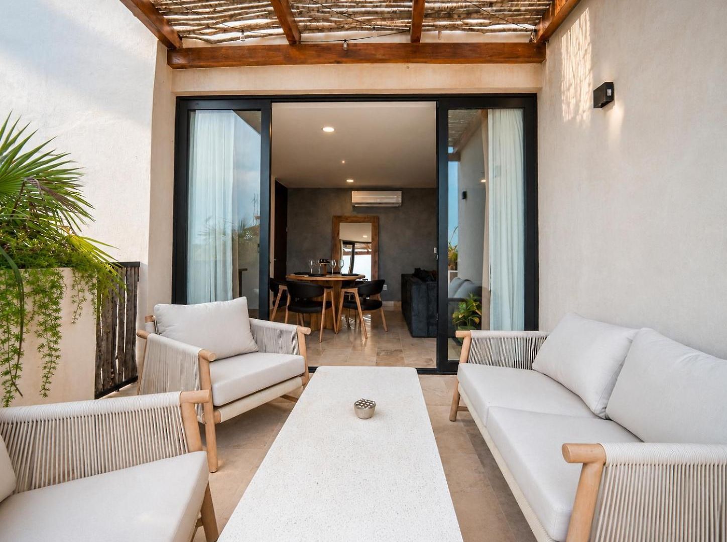 Apartment 2-story Penthouse With Private Jacuzzi 5 Min *