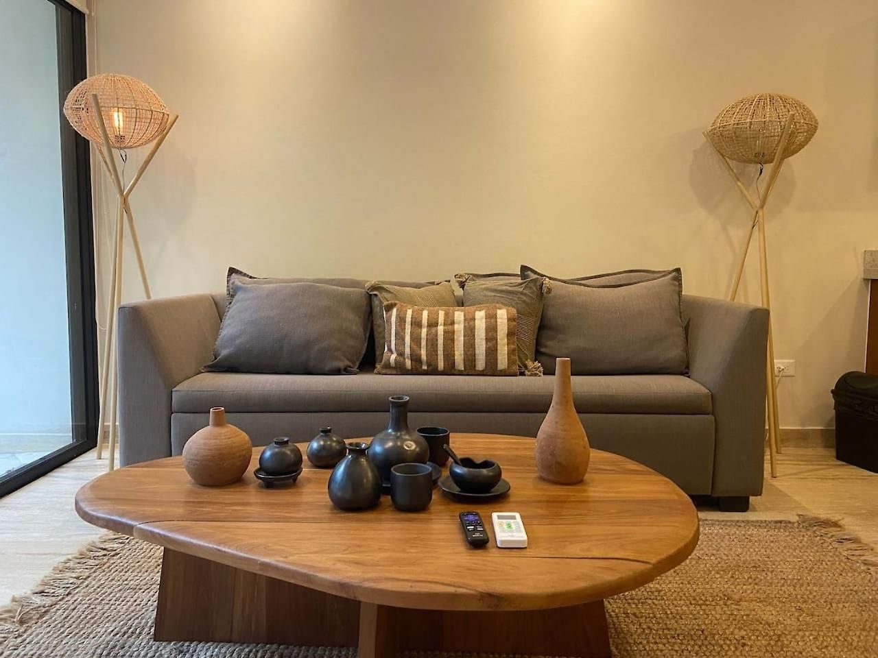 Chic Retreat With Wellness Amenities Apartment *