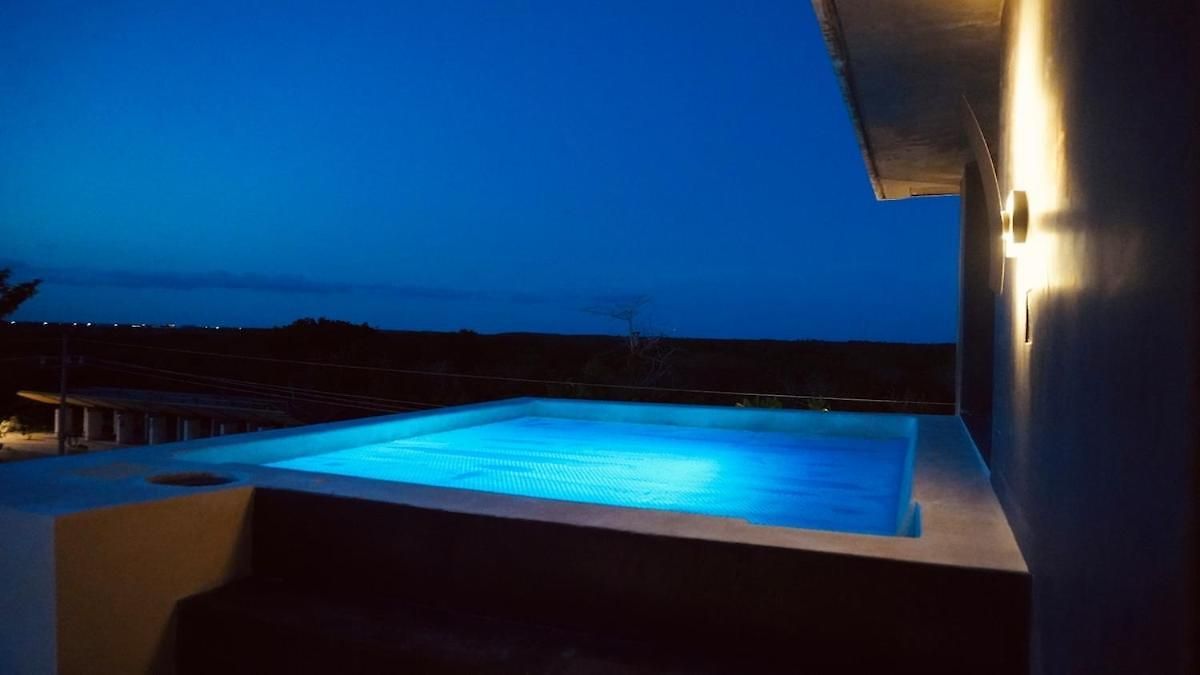 Luxury 3br Penthouse Jungle Views & Jacuzzi