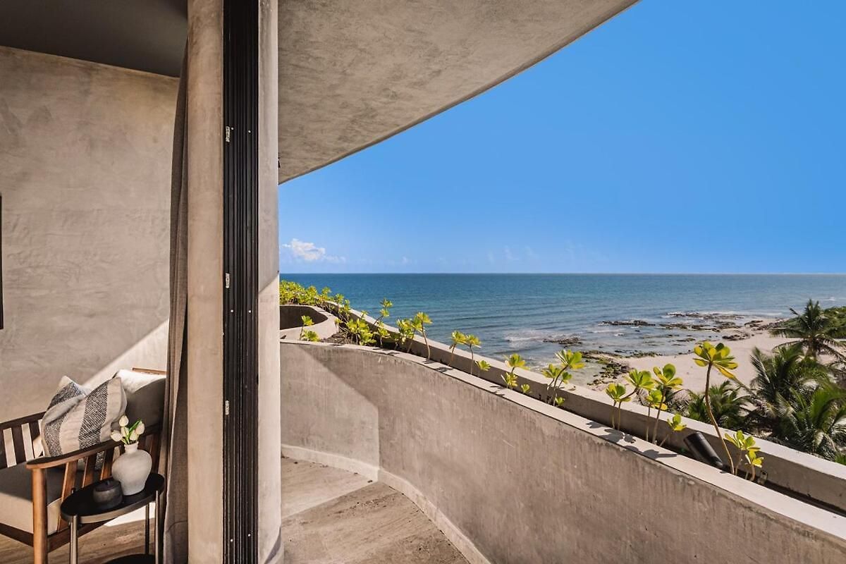 Beachfront 3br Penthouse W Private Pool Hot Tub & Gym * Tulum