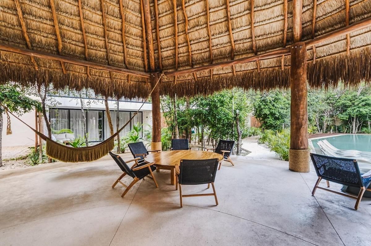 Quiet 2br Penthouse W Private Pool And Gym, Cowork Apartment