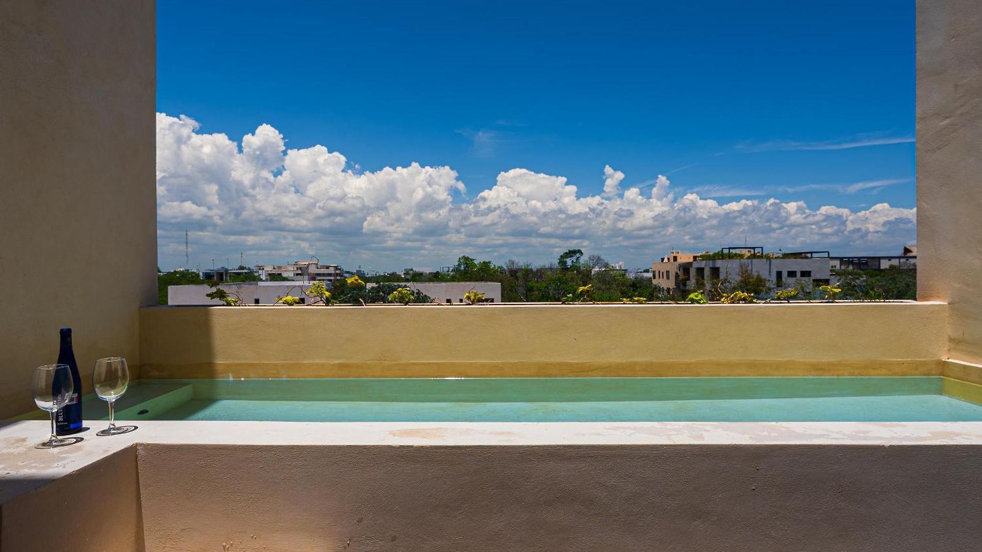 2 Bedrooms, Rooftop & Pool At La Veleta Apartment Tulum