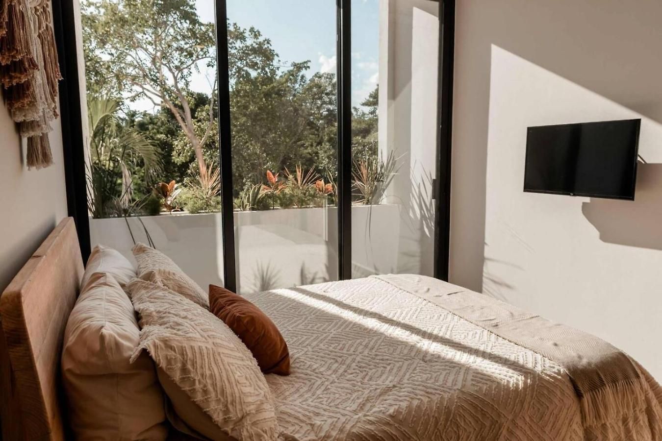 With Private Plunge Pool And Rooftop Tulum