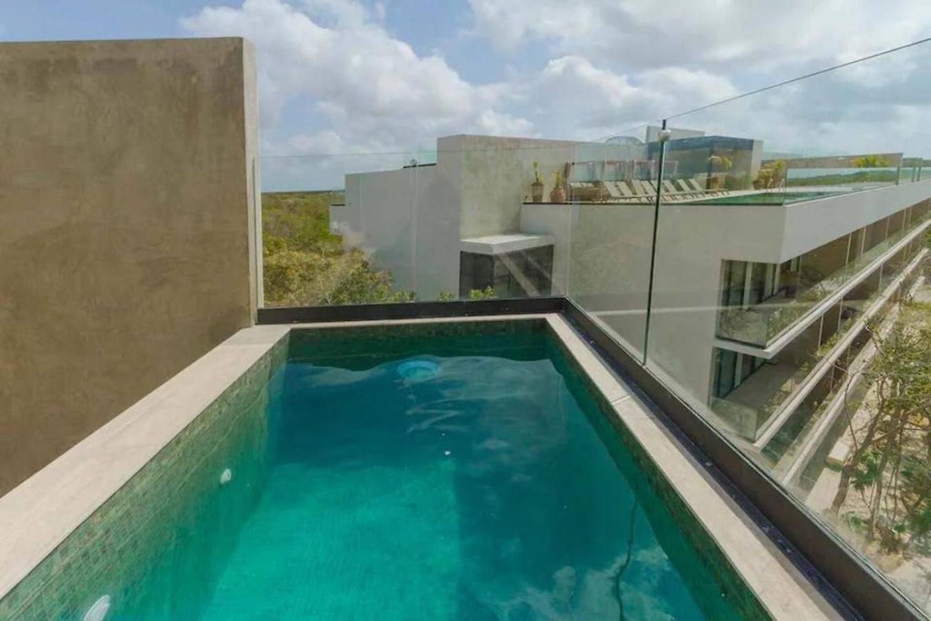 Tuk Viento Ph With Private Pool Apartment