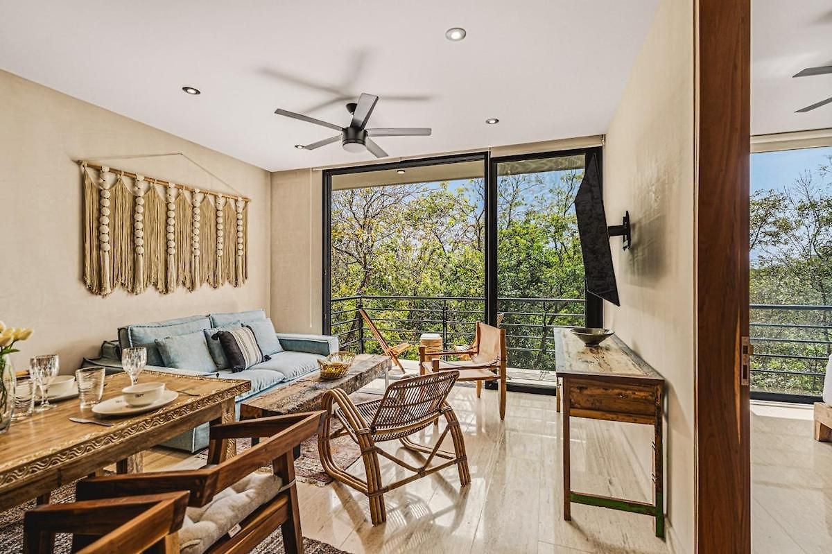 Serene 3br Penthouse W Private Pool | Roof | Gym Apartment *