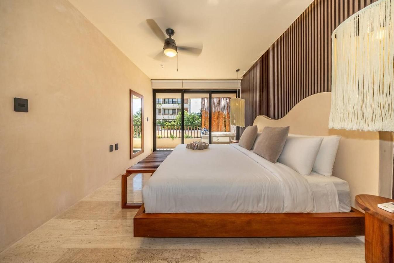 Modern 1br W Private Jacuzzi Pool Balcony *