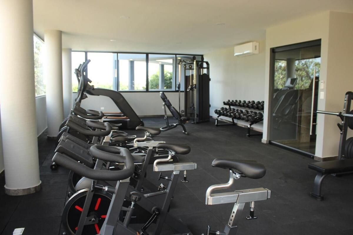 2 Bed Penthouse Private Rooftop Apartment *