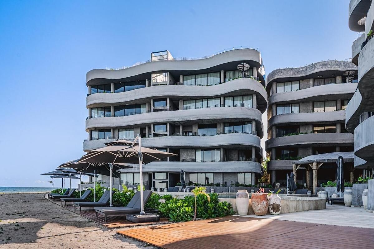 Apartment Beachfront 3br Penthouse W Private Pool Hot Tub & Gym