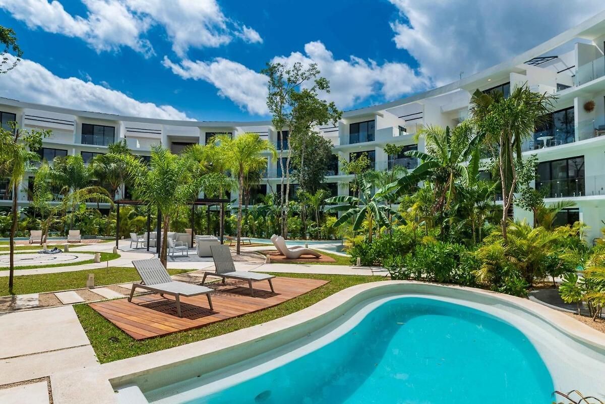 Spectacular In Complex, Pool, Gym