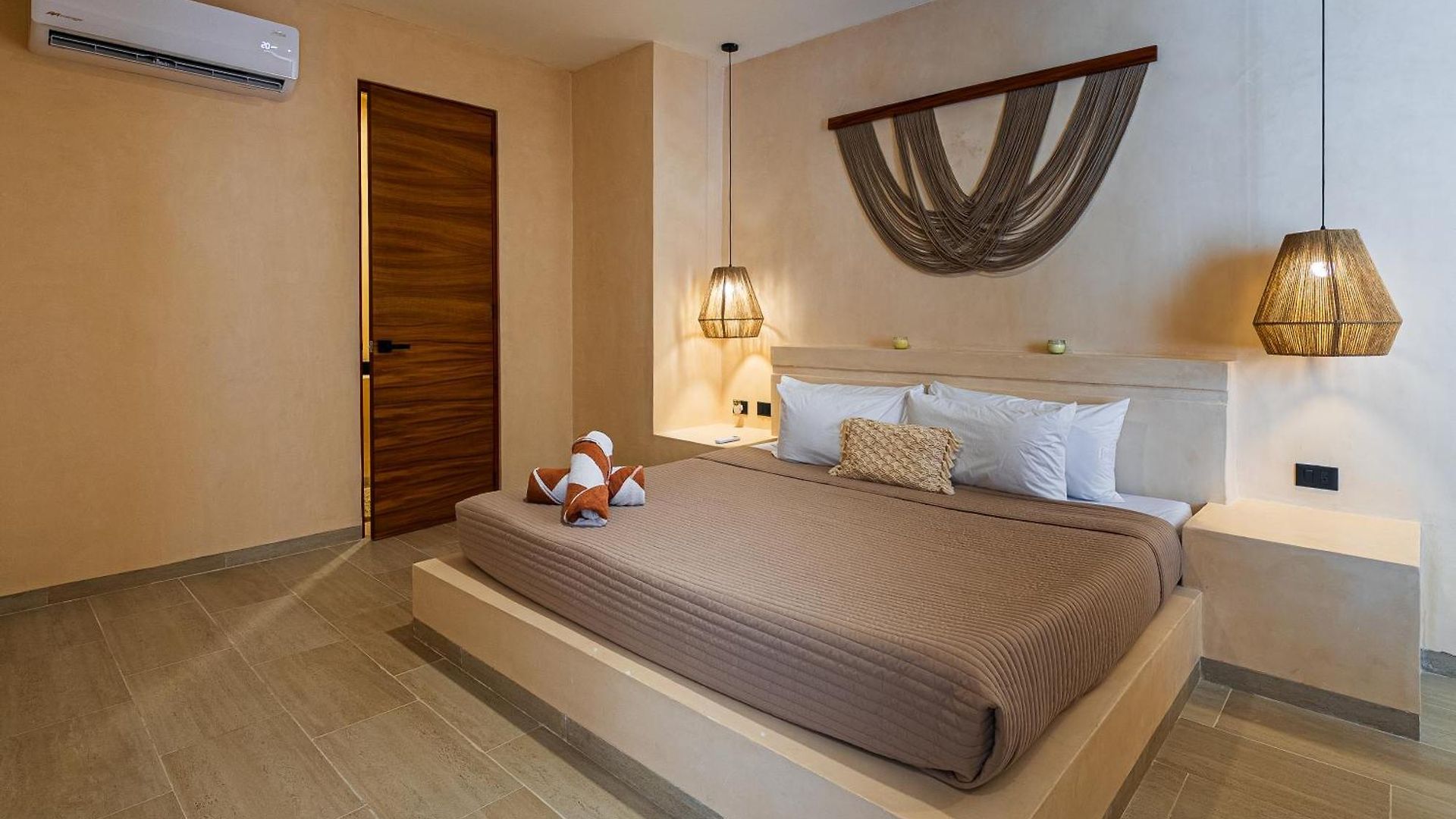 2 Bedrooms, Rooftop & Pool At La Veleta Apartment *