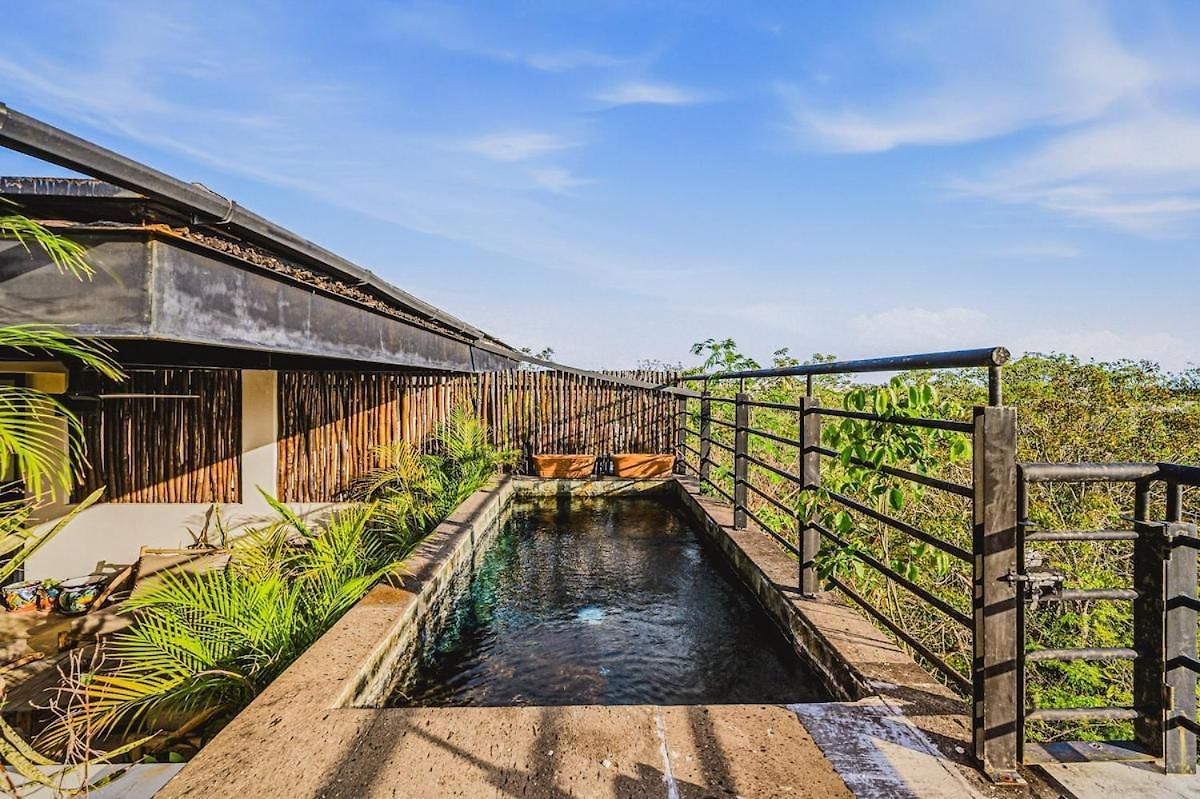 Apartment Serene 3br Penthouse W Private Pool | Roof | Gym