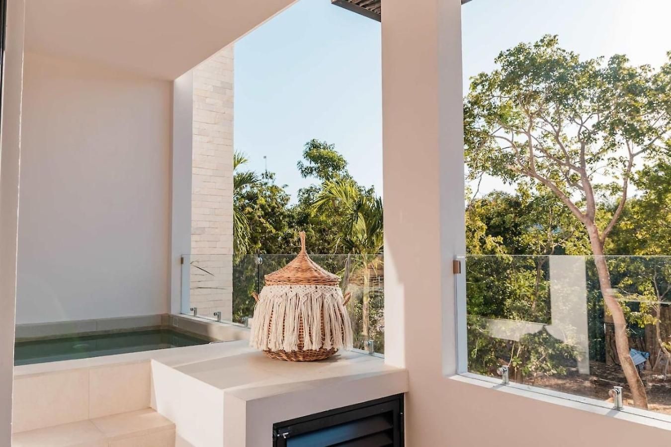 With Private Plunge Pool And Rooftop Tulum