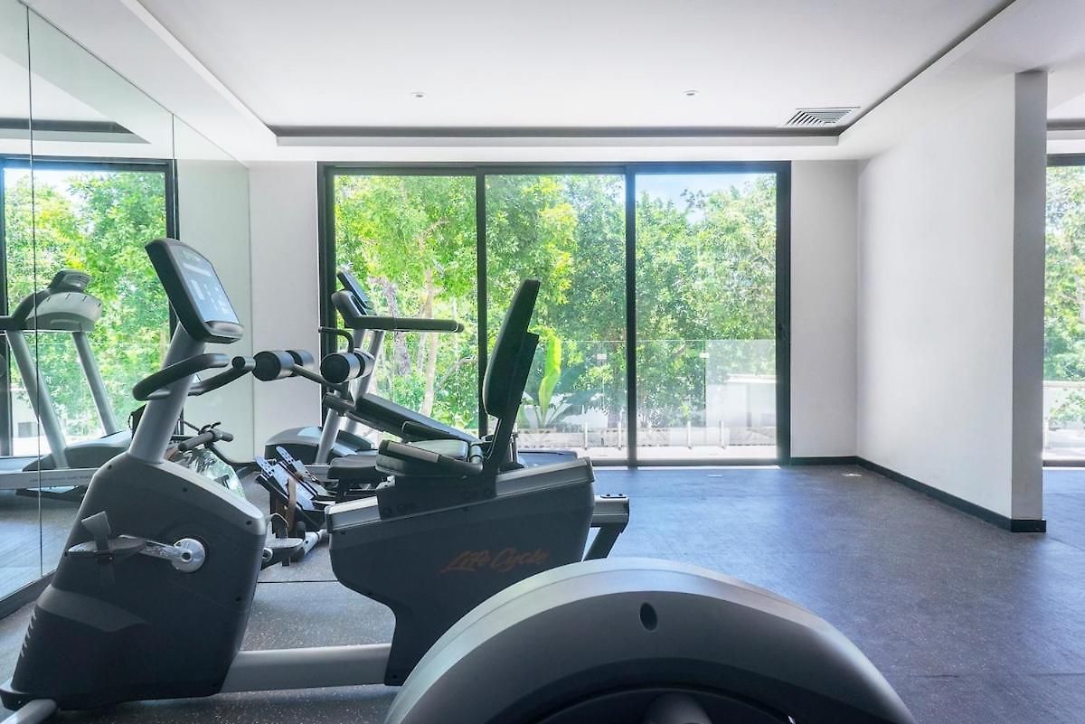 Spectacular In Complex, Pool, Gym *