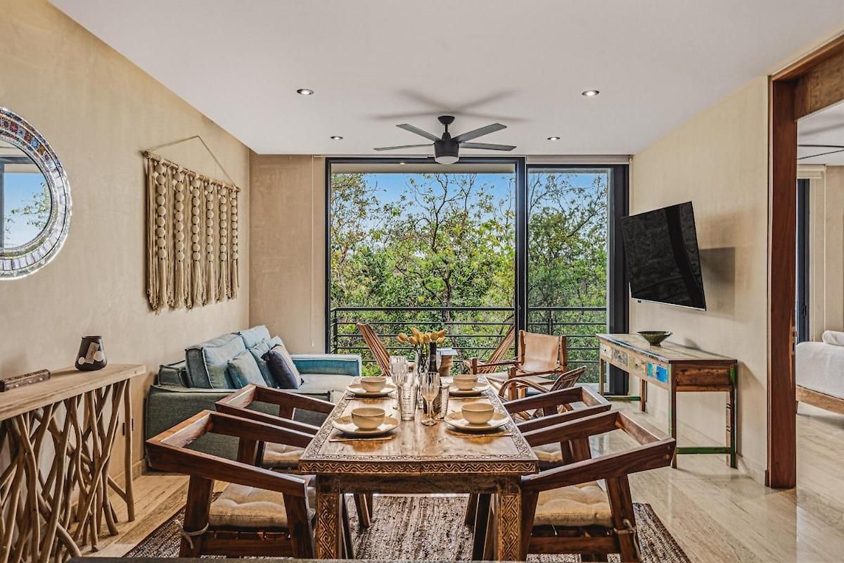 Apartment Serene 3br Penthouse W Private Pool | Roof | Gym *