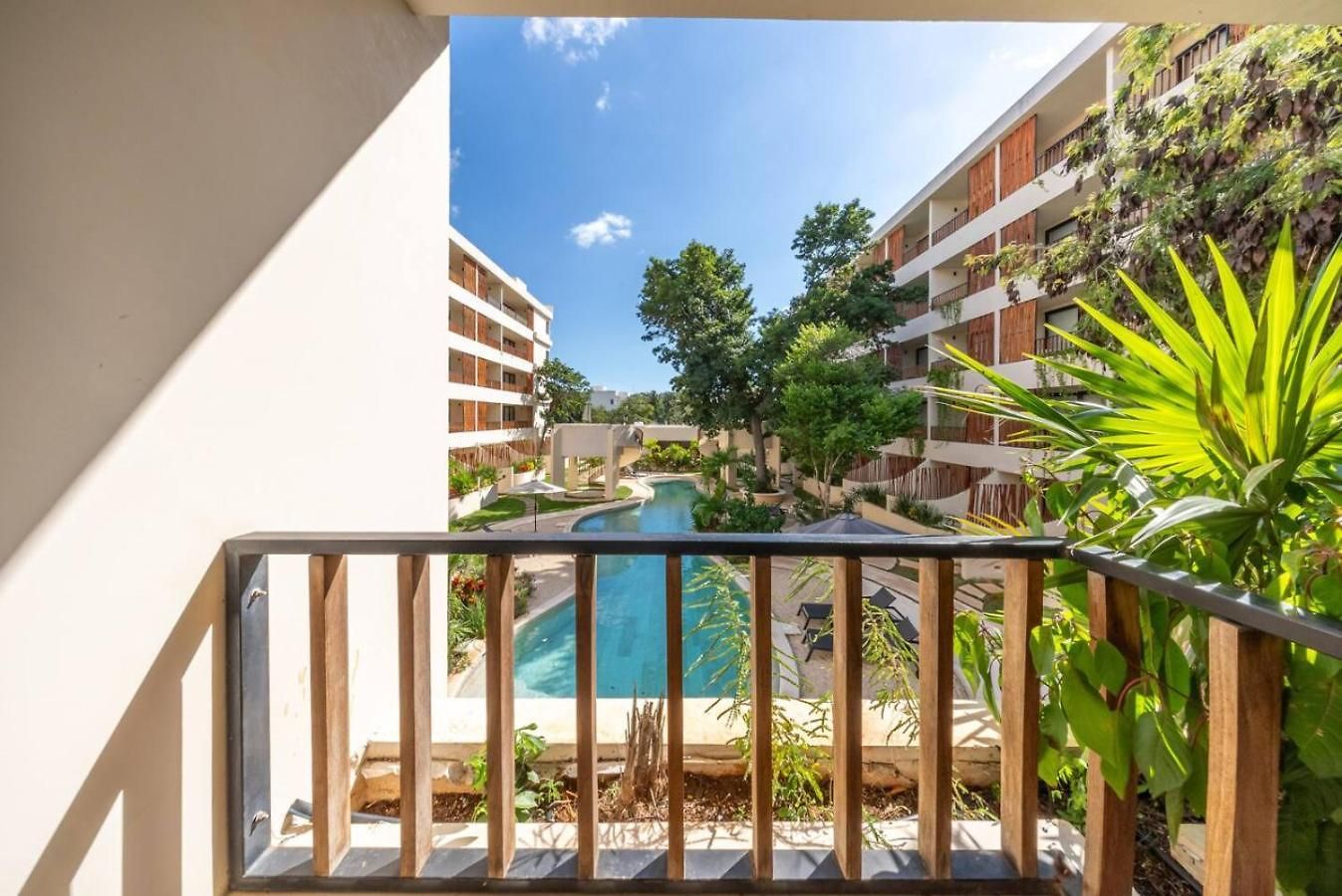 Modern 1br W Private Jacuzzi Pool Balcony Tulum