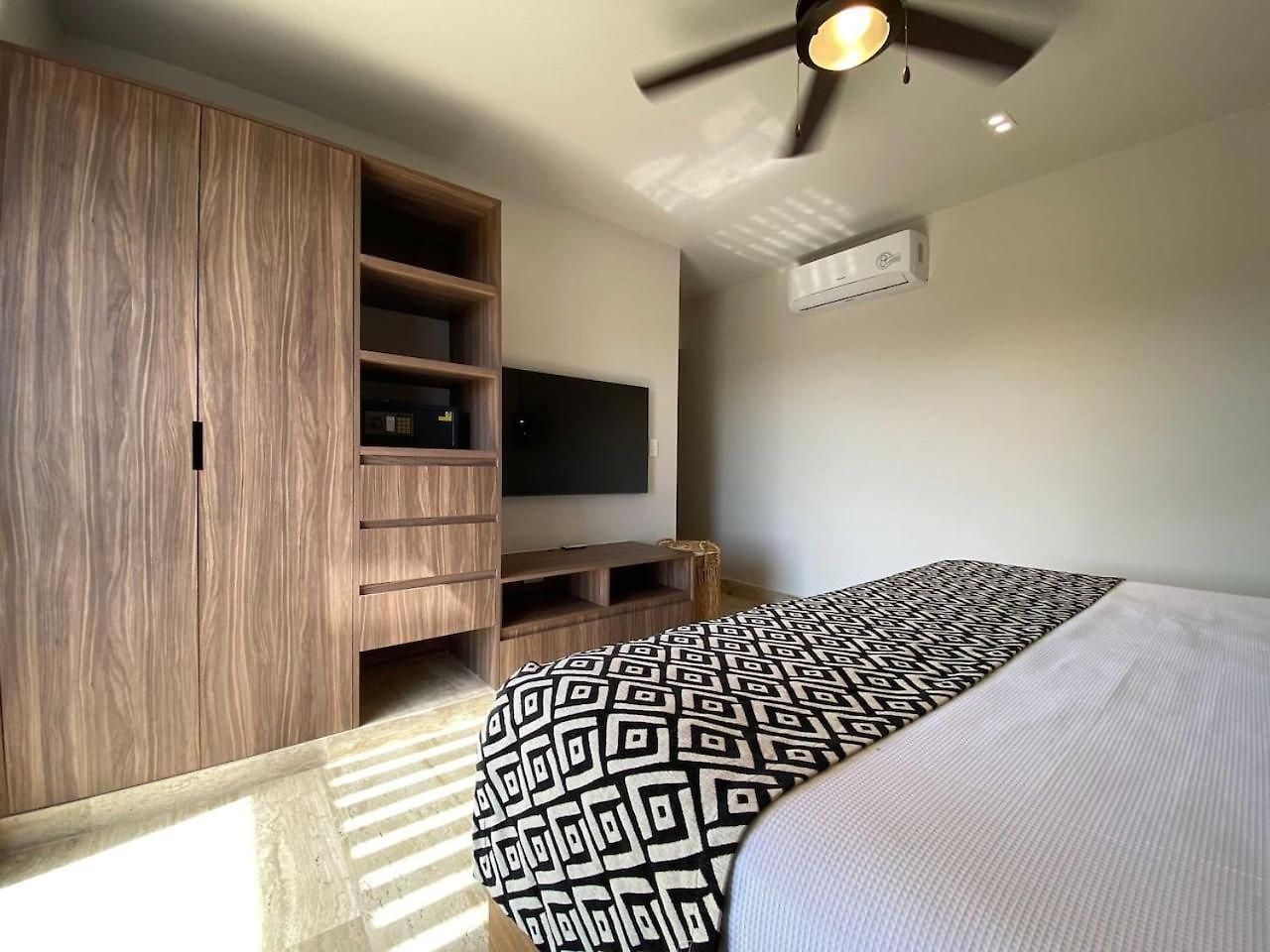 Apartment With Private Terrace And Jacuzzi In Aldea Zama