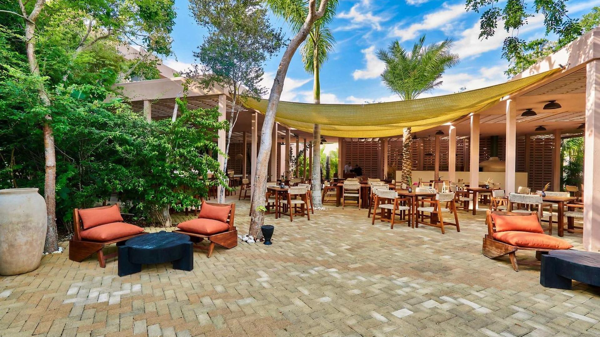 Apartment Luxury 3br At Aflora In Aldea Zama *