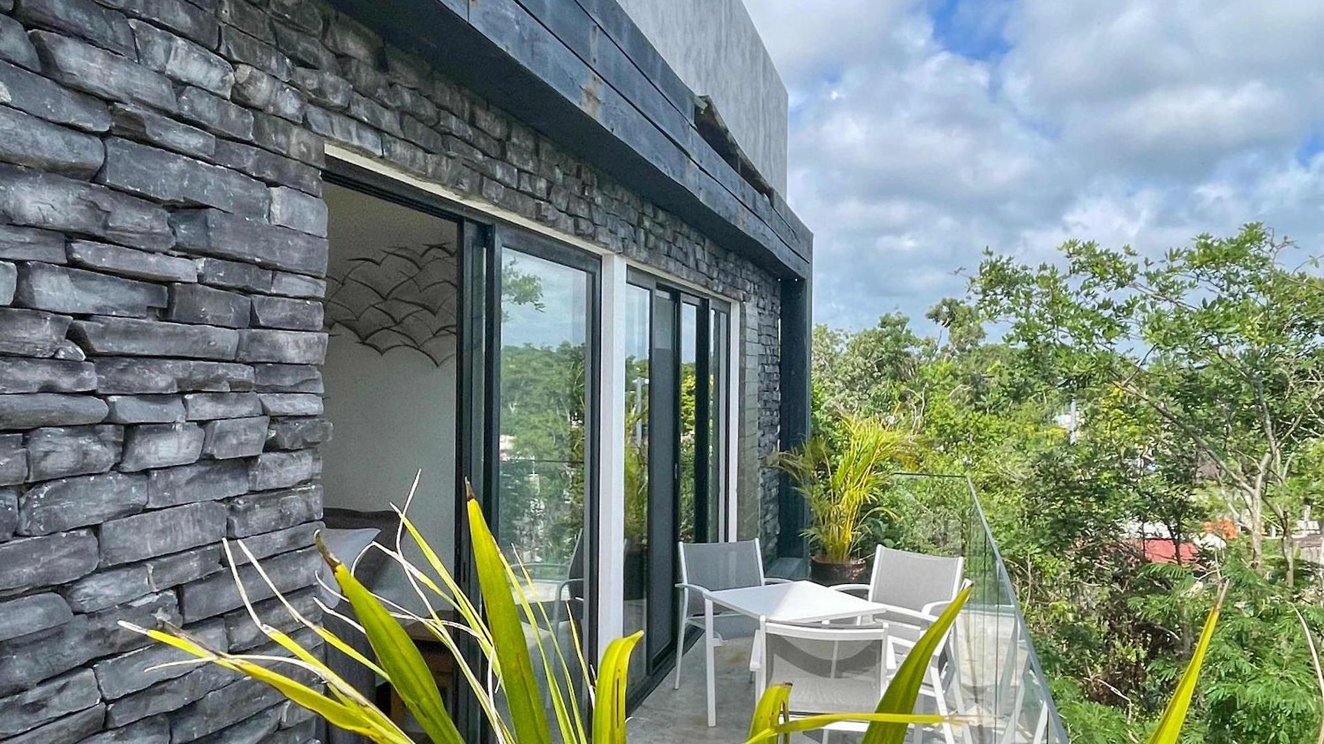 Black House - Modern 3br With Private Pool Apartment *