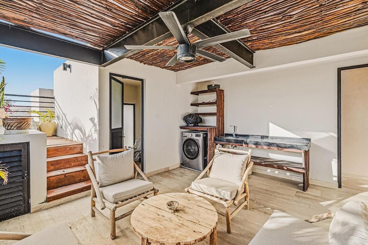 Serene 3br Penthouse W Private Pool | Roof | Gym Apartment *