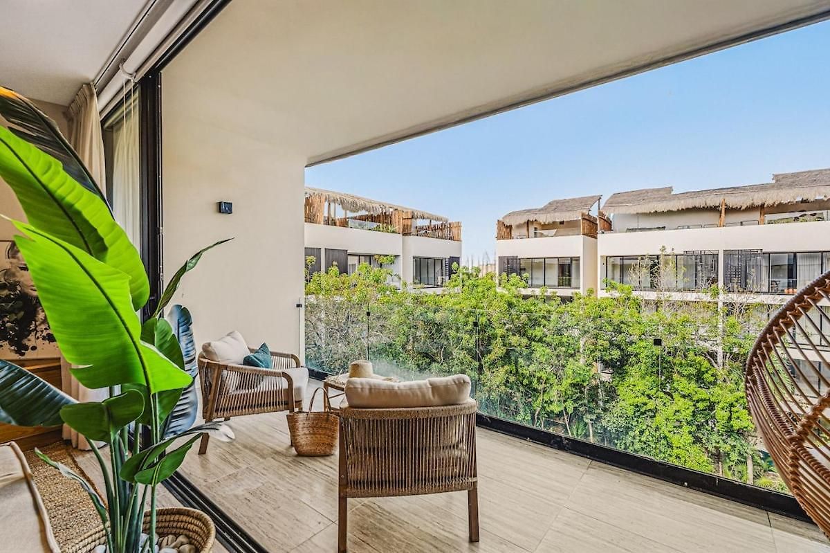 Quiet 2br Penthouse W Private Pool And Gym, Cowork