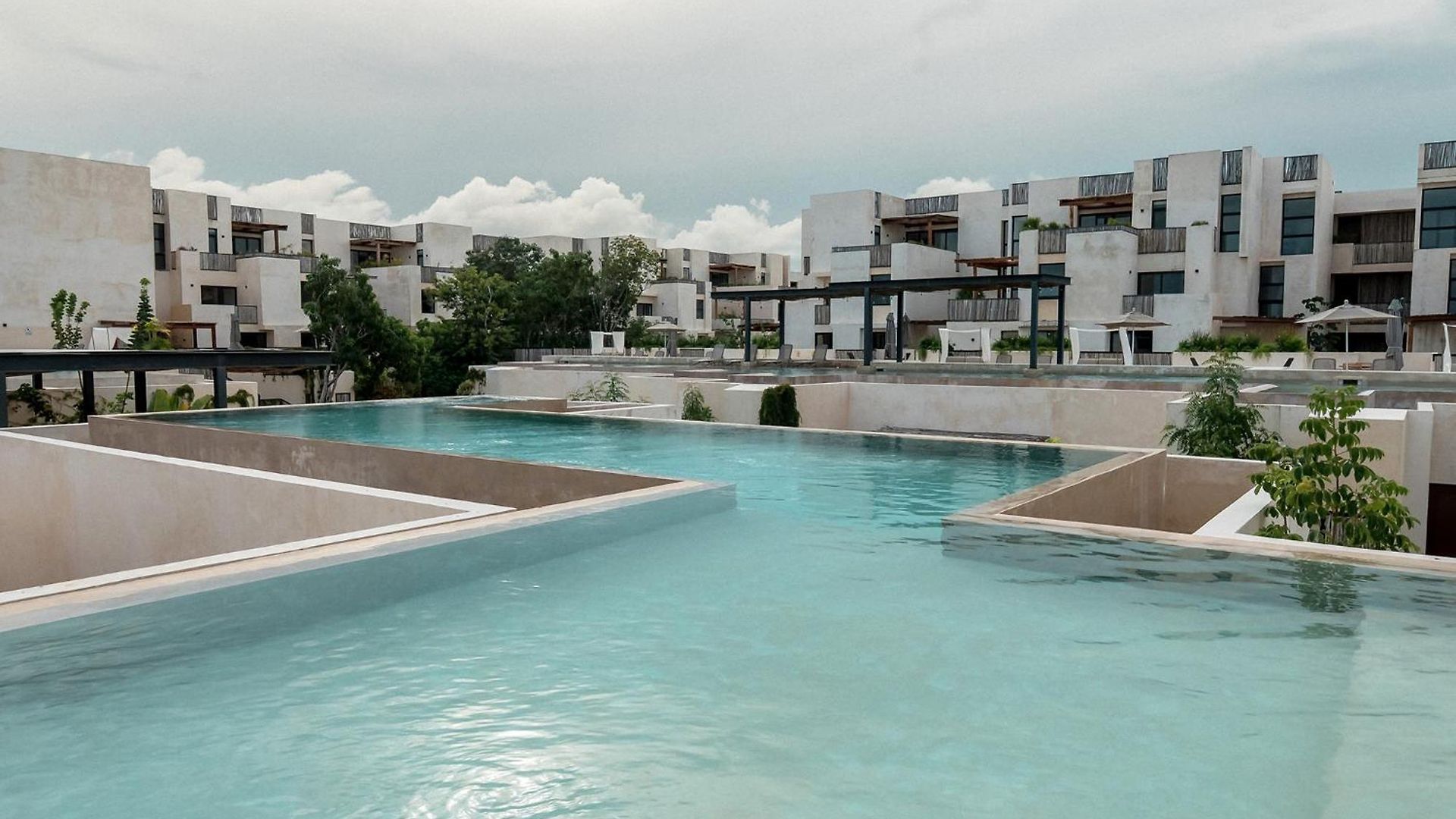 2-story Penthouse With Private Jacuzzi 5 Min Tulum