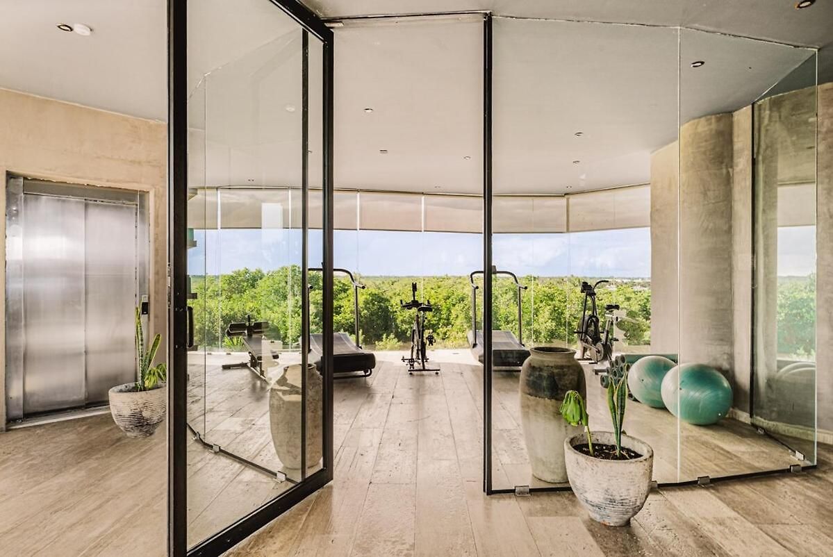 Apartment Beachfront 3br Penthouse W Private Pool Hot Tub & Gym